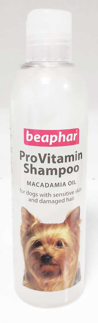 Beaphar Shampoo For Dogs with Sensitive Skin and Damaged Hair (Dogs) 250 ml