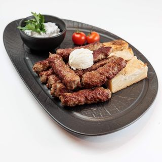 Teleći ćevapi velika porcija
