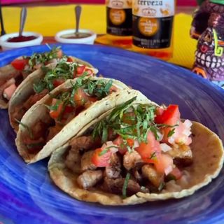 Tacos La Neta del Planeta (4 Uds.)