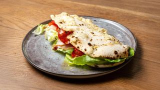 Specijal sendvič sa njeguškom pršutom