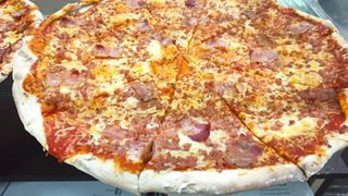 Pizza Margarita (24 Cm.)