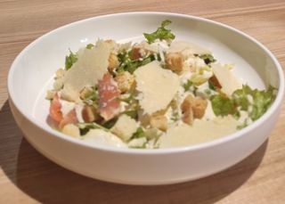 Цезар з лососем 200г