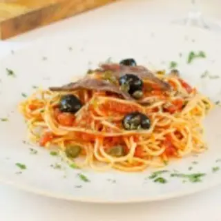 Spaghetti puttanesca