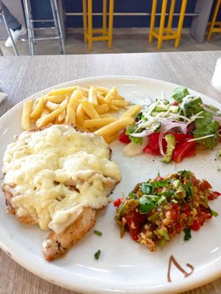 Plat escalope gratiné au fromage