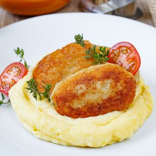 Котлети з картопляним пюре 200/130