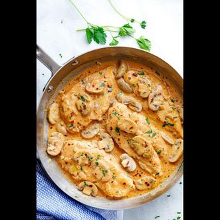 MUSHROOMS CHICKEN DI-POLLO