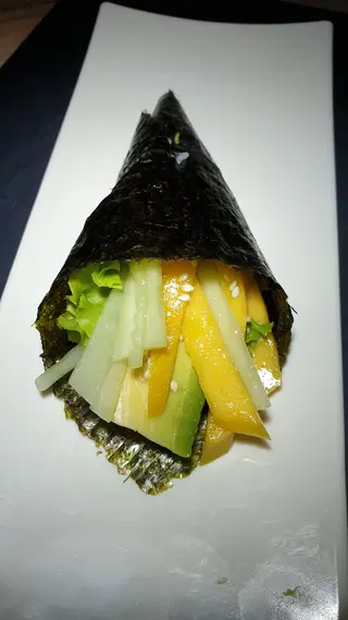 47. Yasai temaki