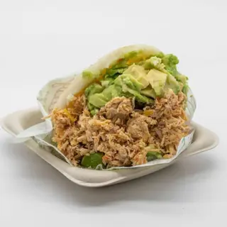 Arepa de Pollo & Aguacate