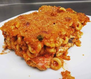 Anelletti al forno,piatto tipico palermitano.