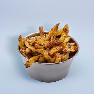 Patatas fritas con zaartar