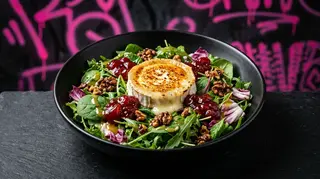 ENSALADA DE CABRA