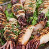 Кальмары на гриле-с далматинским рагу