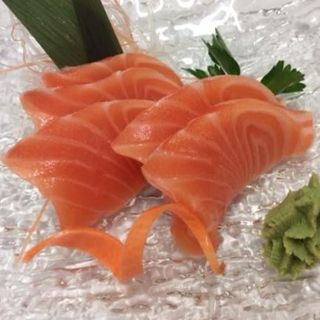 53. Sashimi De Salmón (6 Pzs.)