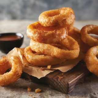 GOLDEN ONION RINGS