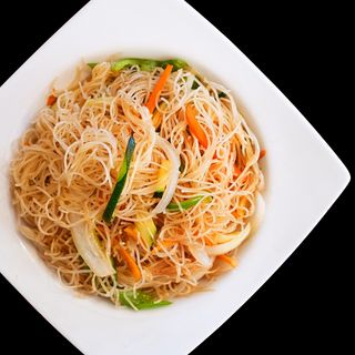 Fideos de arroz con verduras