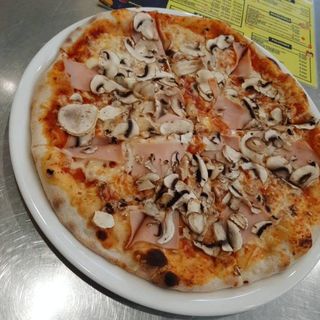 Pizza Capricciosa