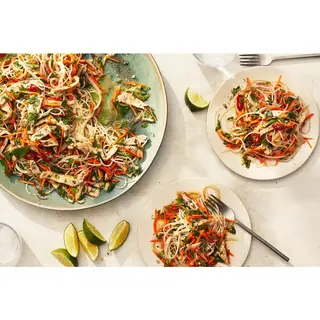 Chili Garlic Rice Noodles With Pork And Capsicum