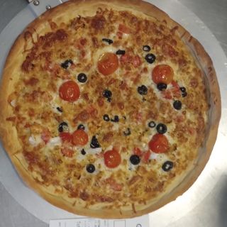 Pizza Frango com cola