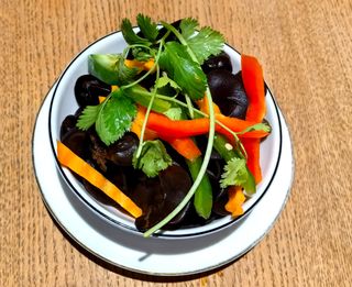 Salata urechi de lemn