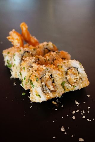 Izakaya Rolls Ebi Crunch