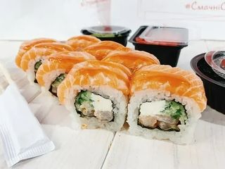 Червоний дракон з креветкою (420 гр.) (8 шт./420g)