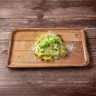 Pasta Tagliatelle Al Pesto