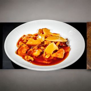 052 Vitello con funghi e bambú