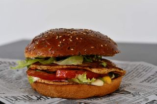 Pileći file i sir + Cola Cola 0.5