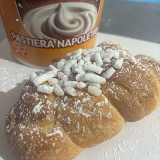 TRECCIA A CREMA DI PASTIERA NAPOLETANA