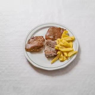 Solomillo a la plancha patatas