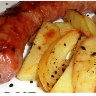 Butifarra a la plancha con  huevo y patatas 
