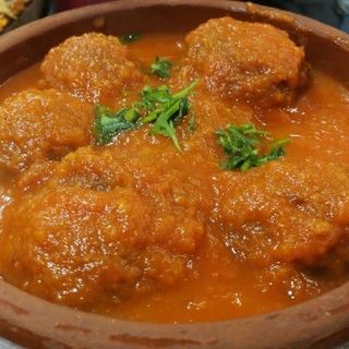 Albondiga Beganoak Patatakin