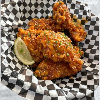 Alitas Coreanas 6 unid