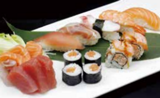243. Sushi Sashimi Mixto