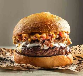 Hamburguesa Gringa Con Patatas Caseras