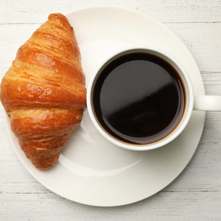 Café + Croissant 