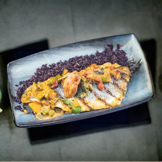 Филе от лаврак на грил (300г)