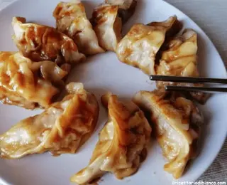 Ravioli di carne alla griglia