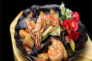 E26. Frutti di mare saltati alla piastra