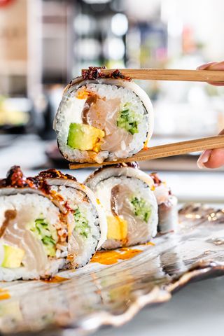 Hamachi special roll  8 szt.