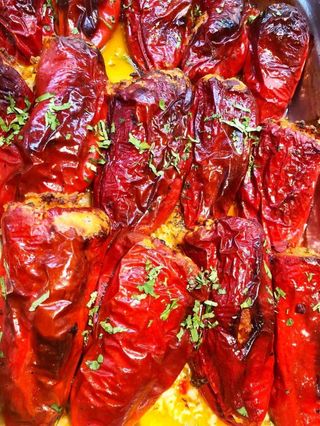 15.Пълнени чушки (350г)