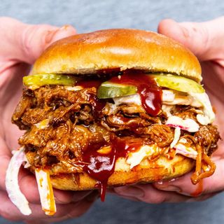 Pulled pork burger 