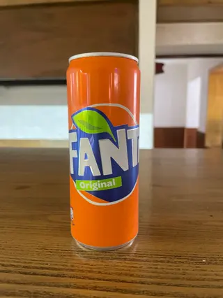 Fanta  lattina