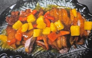 97. Pato Con Salsa De Mango