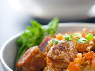 ГЮВЕЧЕ С ЯЙЦЕ (350гр)