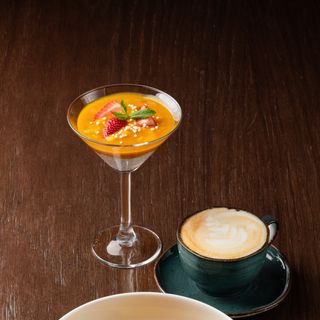 Чиа пудинг с манго и бананом