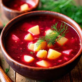 Barszcz czerwony 450 ml z ziemniakami