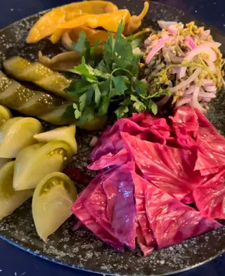 Surtido De Verduras marinadas caseras