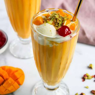 CHERRY AND MANGO SHAKE