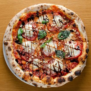 Пица Капрезе